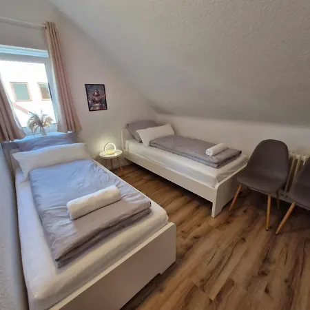 Allergruen, Balkon Mit Blick In شقة