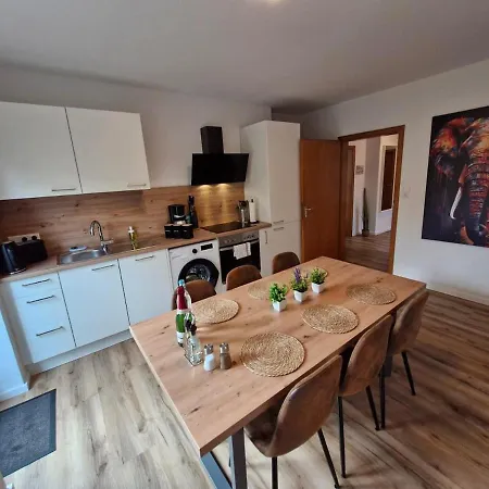 Allergruen, Balkon Mit Blick In Apartmán