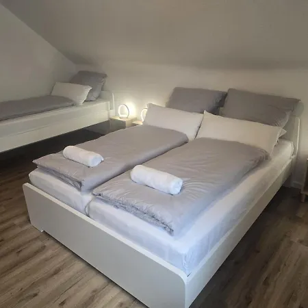 Allergruen, Balkon Mit Blick In Apartmán