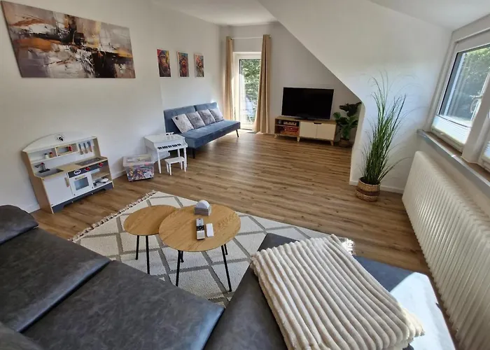 Neu! Allergruen, Balkon Mit Blick In Daire *